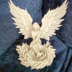 Sitting Angel in Nest Medium