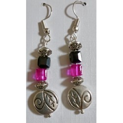 Pink and Black Beaded Leaf Earrings 2