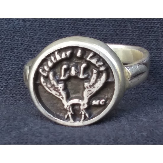 L&L Round Angels Signet Ring L&L Round Angels Signet Ring