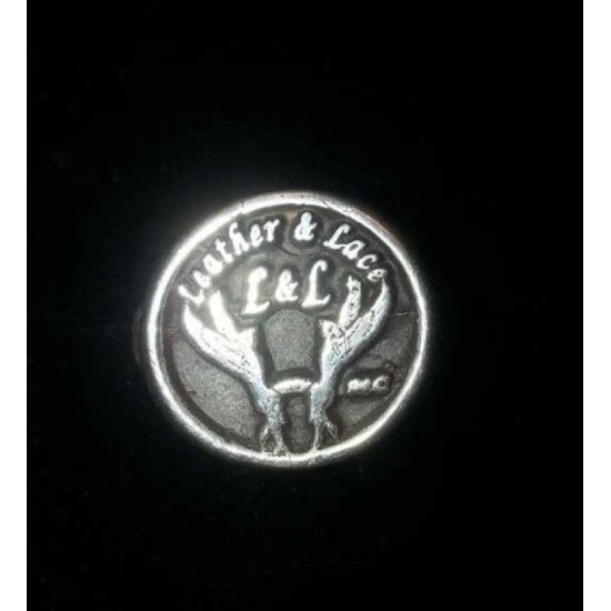 L&L Round Angels Signet Ring L&L Round Angels Signet Ring