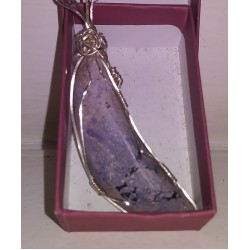 Pendant Bertrandite Purple Pendant Bertrandite Purple