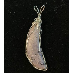 Pendant Bertrandite Purple